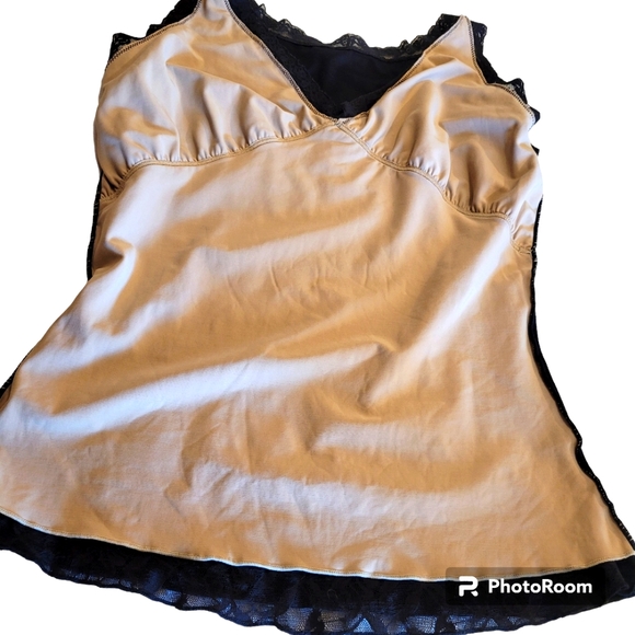 Flexees Shapewear NWOT Black Lace, Wear as Cami Sz 2 XL But Fits Smaller - Picture 2 of 9